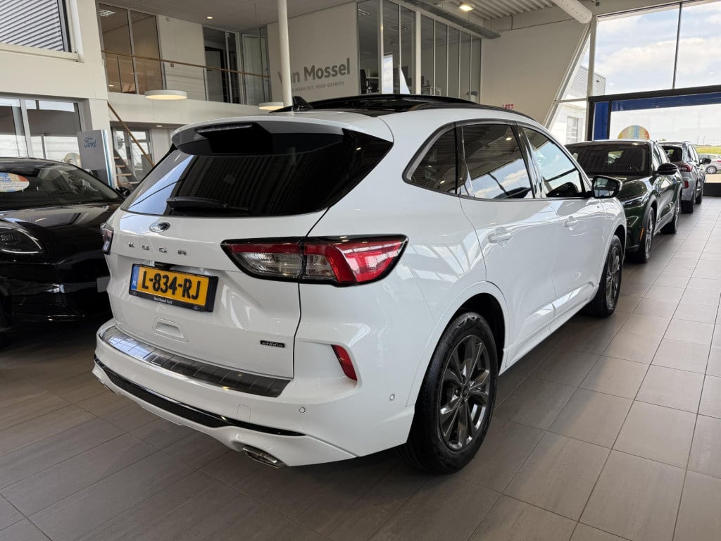 Ford Kuga 2.5 phev st-line x 18'' | elektrische trekhaak | hud | acc | pano