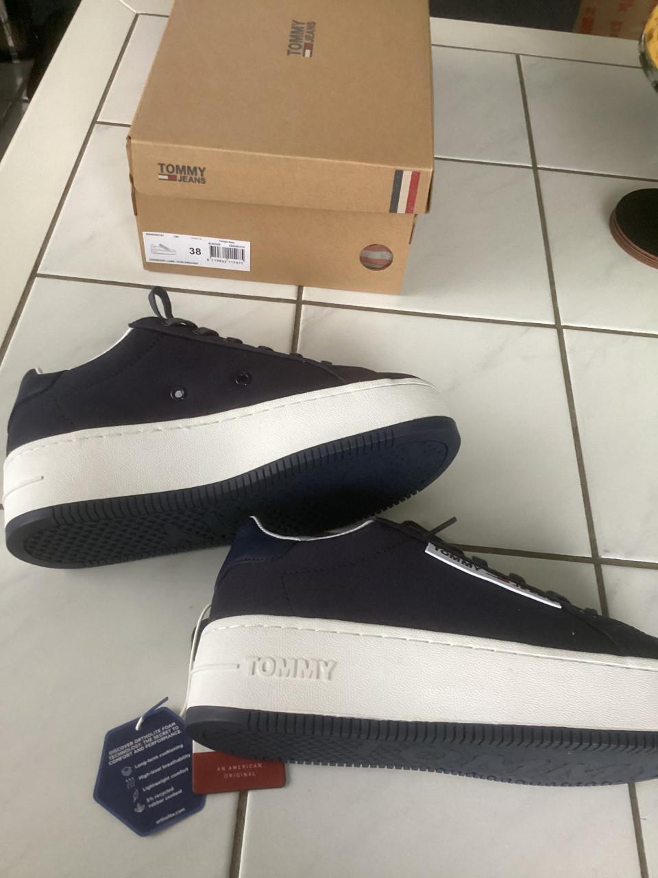 Tommy jeans sneakers 38