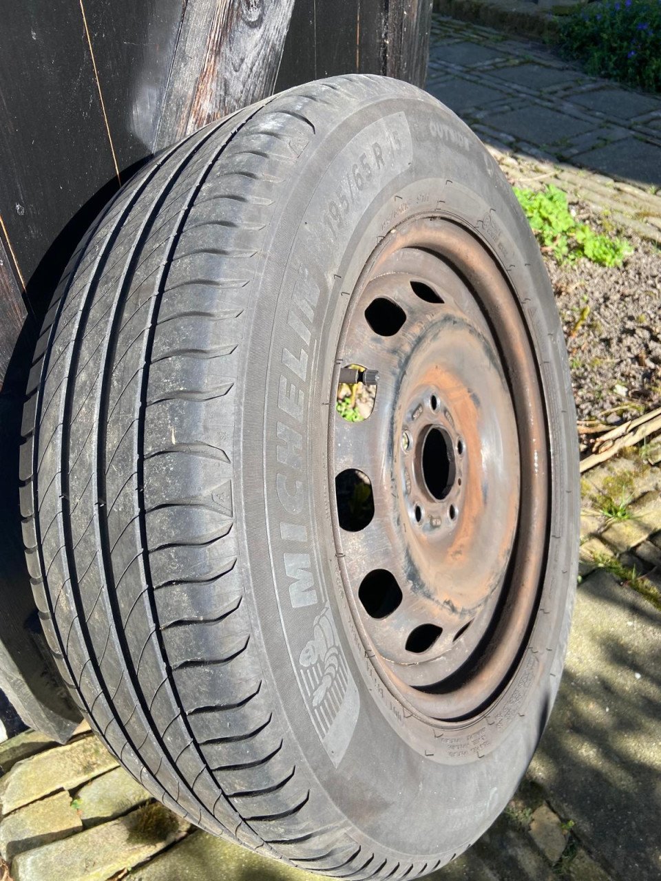 4 zomerbanden op stalen velgen