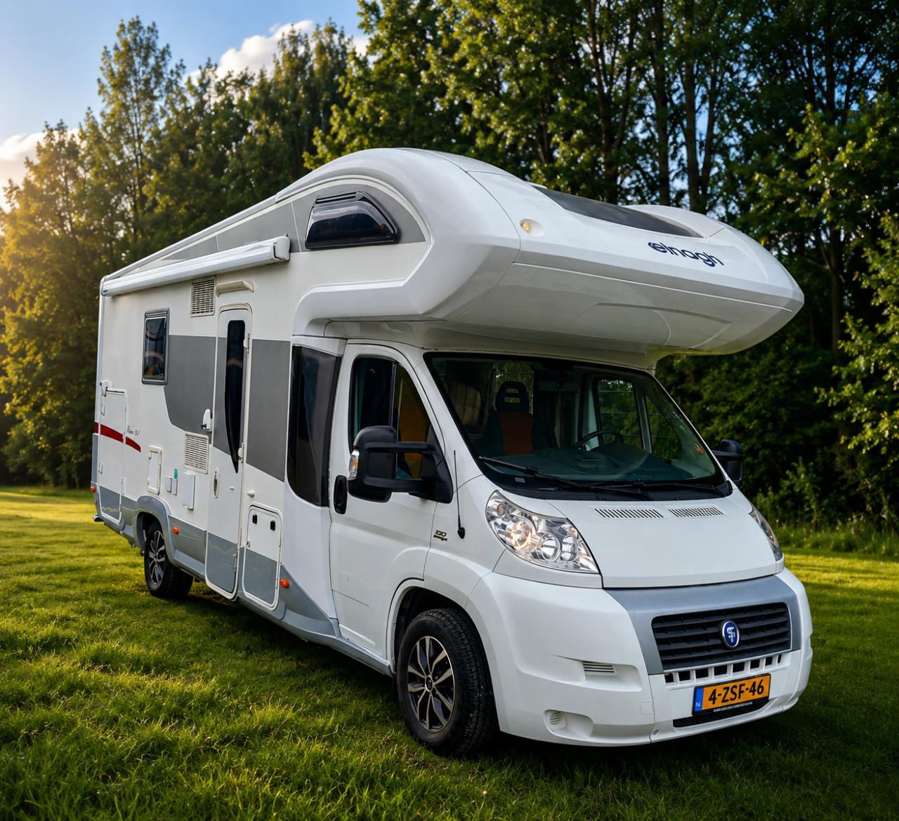 Te huur ; Ruime complete camper