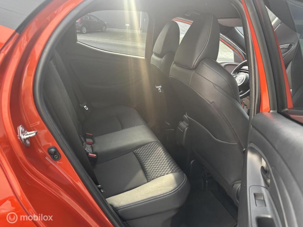 Toyota Yaris 1.5 hybrid executive