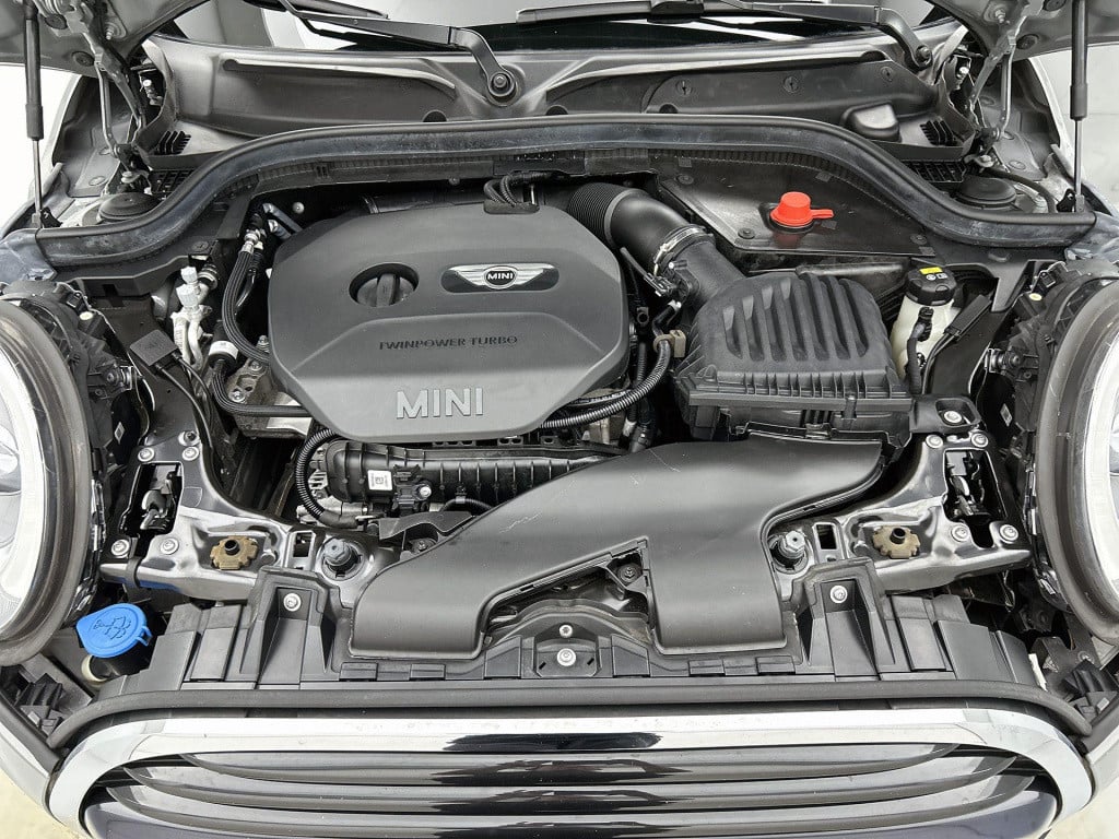 Mini Cooper mini 1.5 business | airco | aux | navigatie | sport stoelen | b