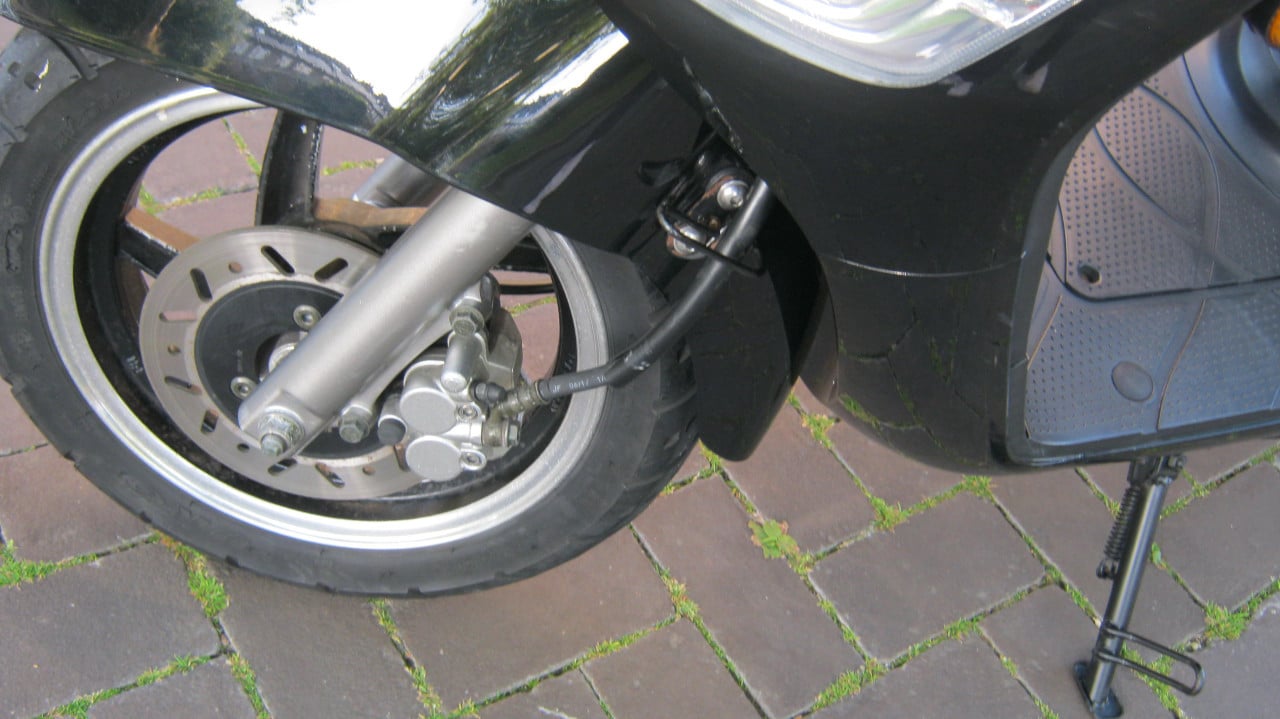 TE KOOP SYM FIDDLE 2  SNOR UIT 2018 VOOR 650 EURO
