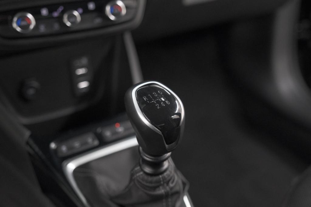 Opel Crossland X 110 turbo gs | camera | dodehoekdetectie | navigatie | app