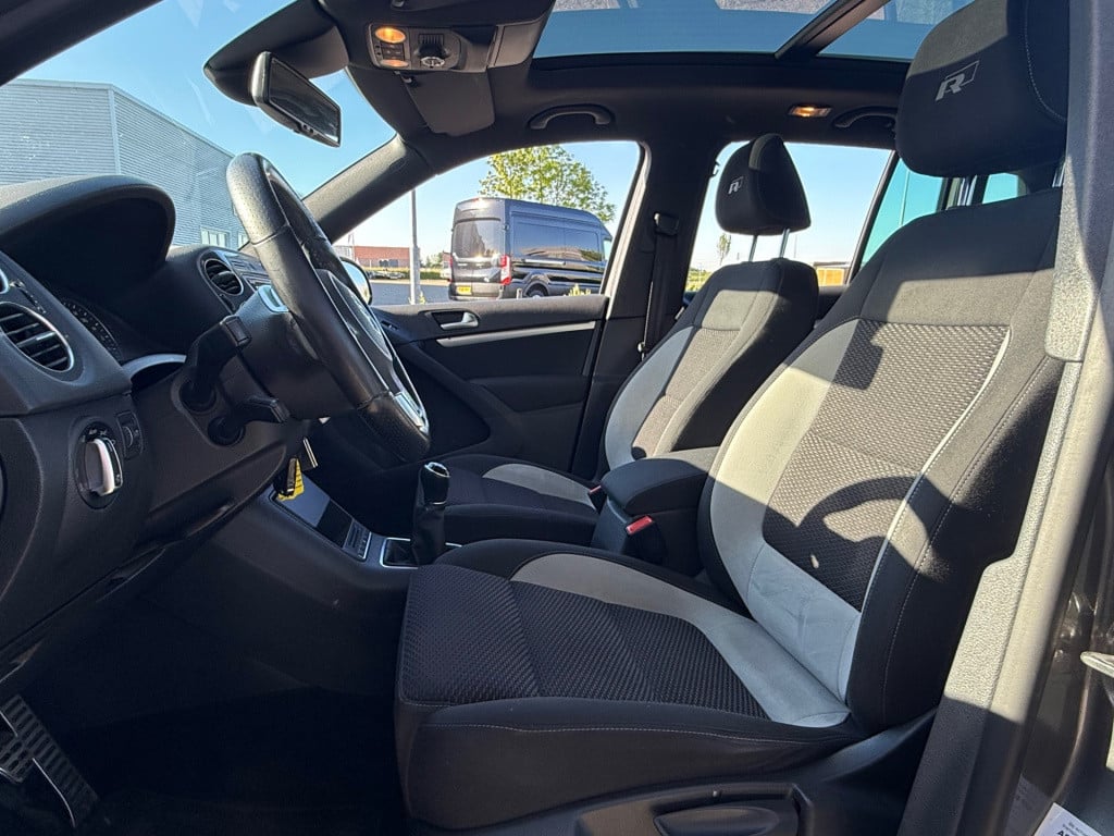 Volkswagen Tiguan 1.4 tsi sport&style r-line edition