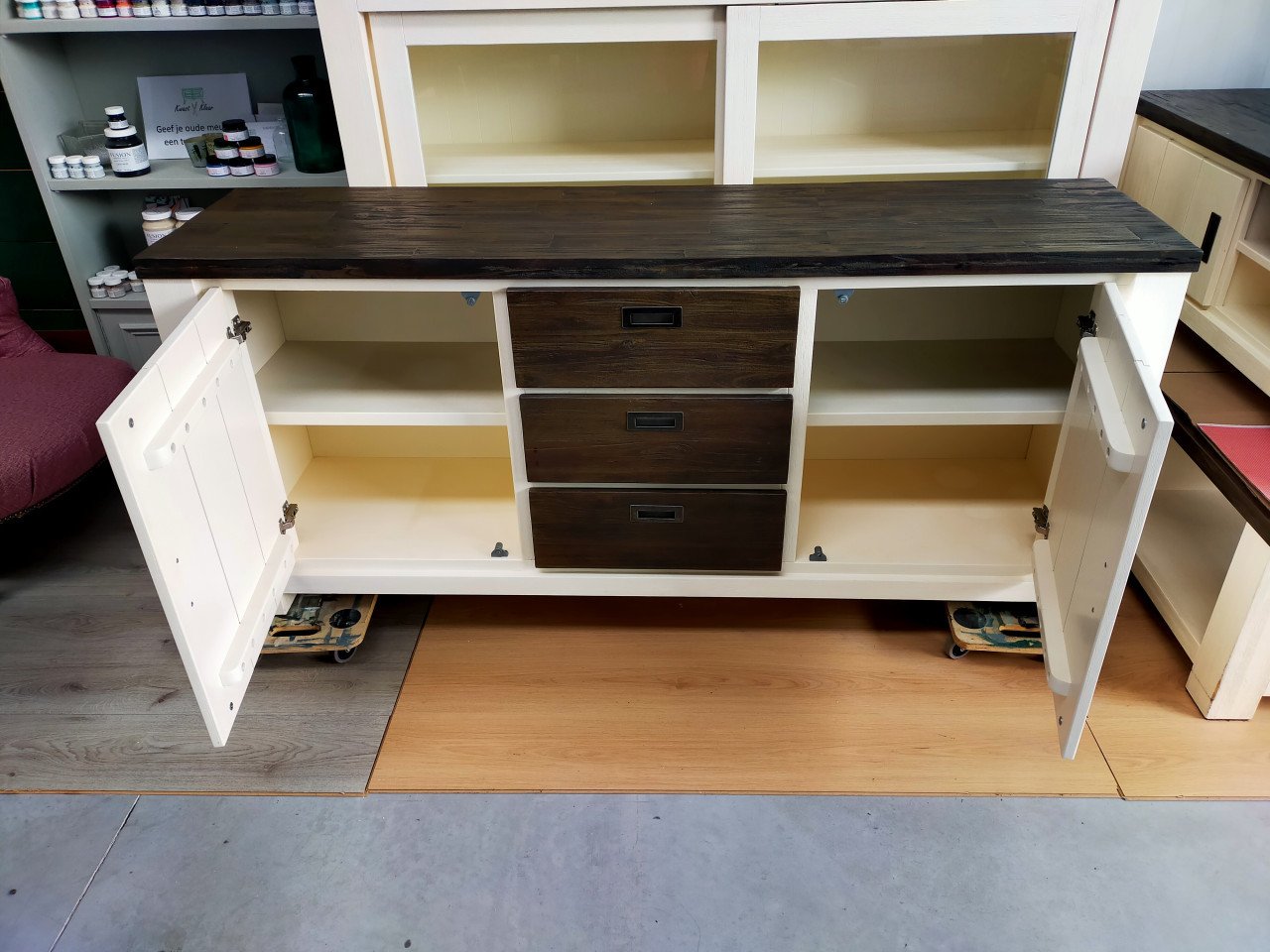 Complete woonkamer (Kasten/salontafel)