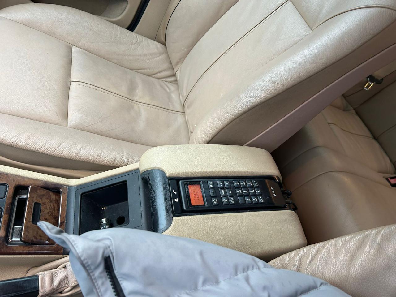 BMW 5-serie 523i Executive MEENNEEMPRIJS! AUTOMAAT/NW ALLS BANDEN/CLIMATE