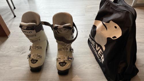 Skischoenen ( dames) Salamon maat 39