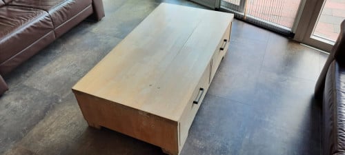 Salon tafel ook te gebruiken als tv meubel