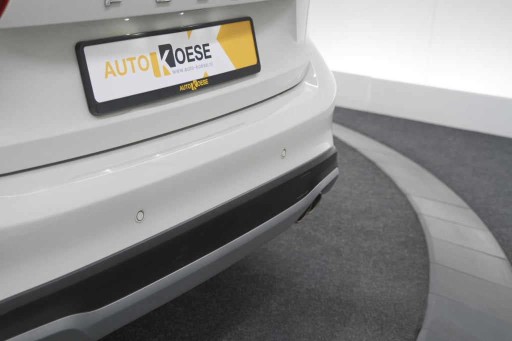 Ford Focus 1.5 ecoboost active business | lage kilometerstand | navigatie |