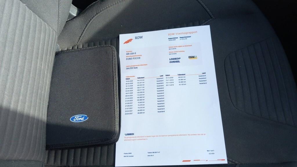 Ford FOCUS 1.0 Titanium Edition 5deurs bj:2015 airco navigatie lm-velgen