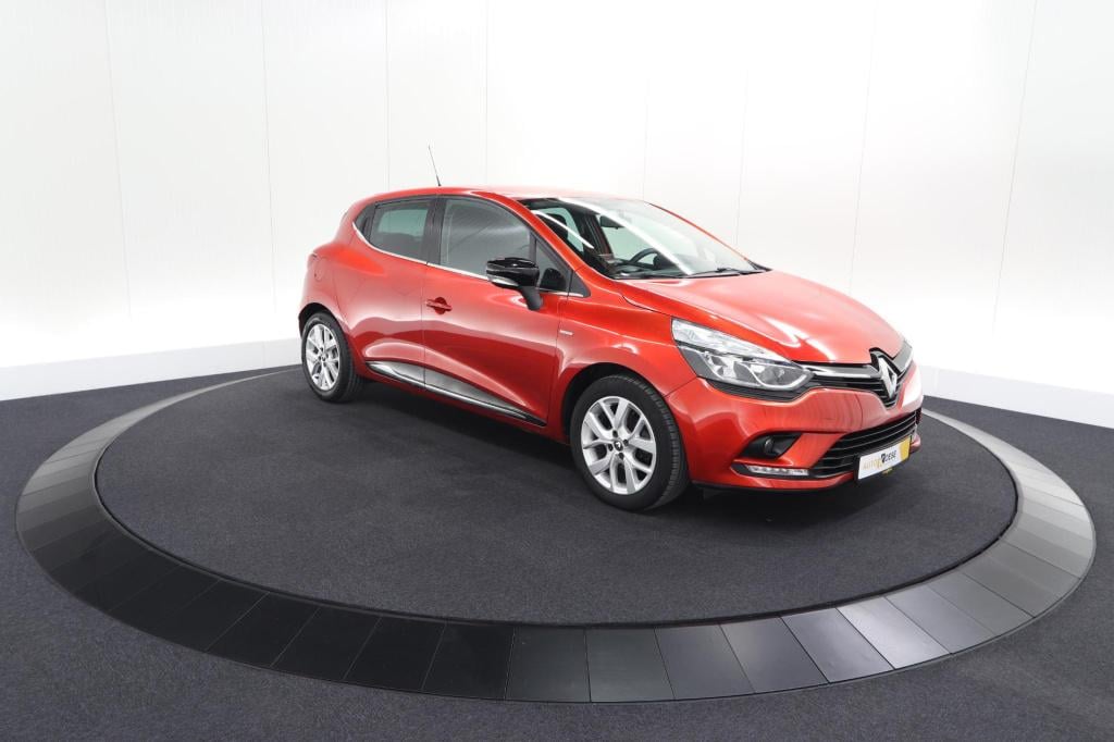 Renault Clio tce 90 limited | trekhaak | parkeersensoren | navigatie