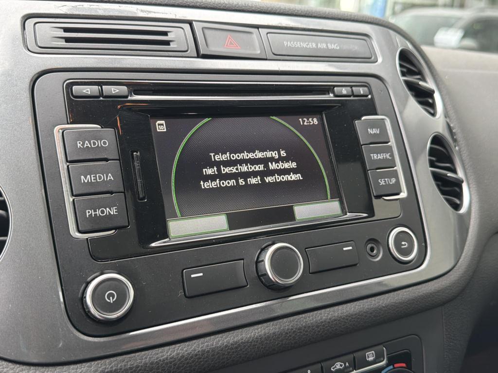 Volkswagen Tiguan 1.4 tsi sport&style | panodak | trekhaak | navi