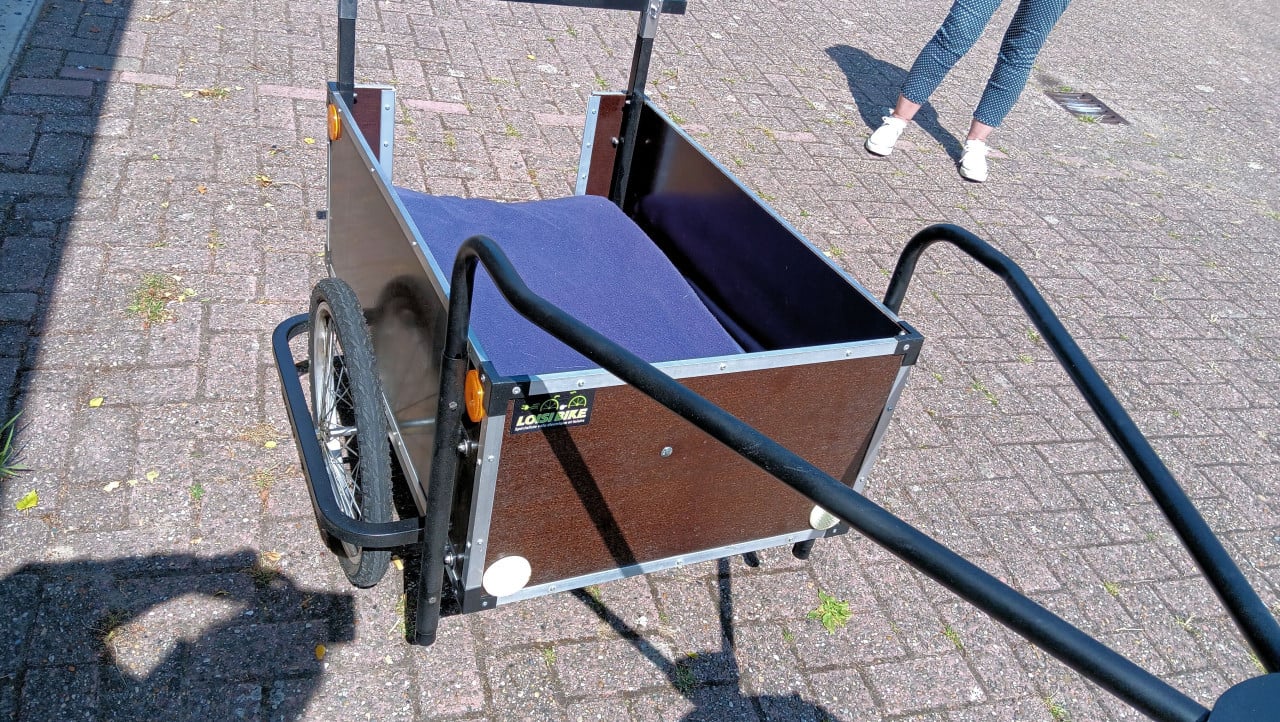 Kymco people S 4 takt bouwjaar 2012 met topkoffer en bagagekar.