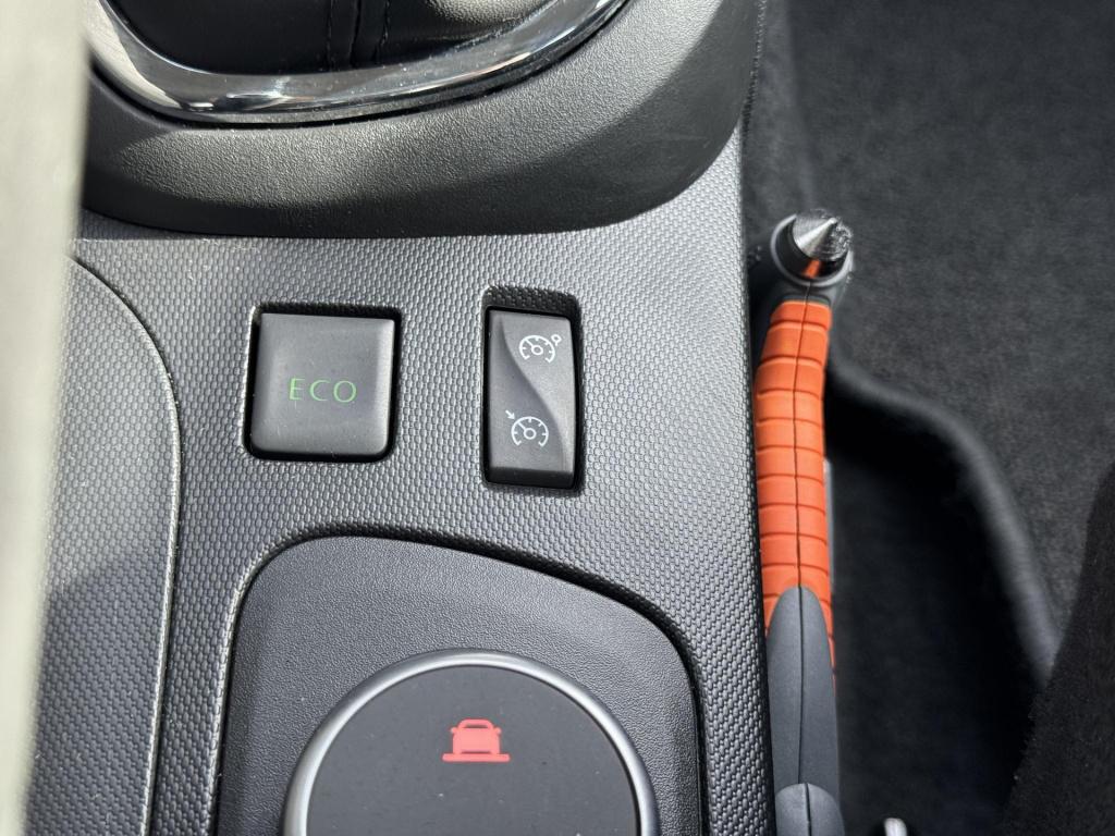 Renault Captur 0.9 tce xmod nl-auto incl. trekhaak!