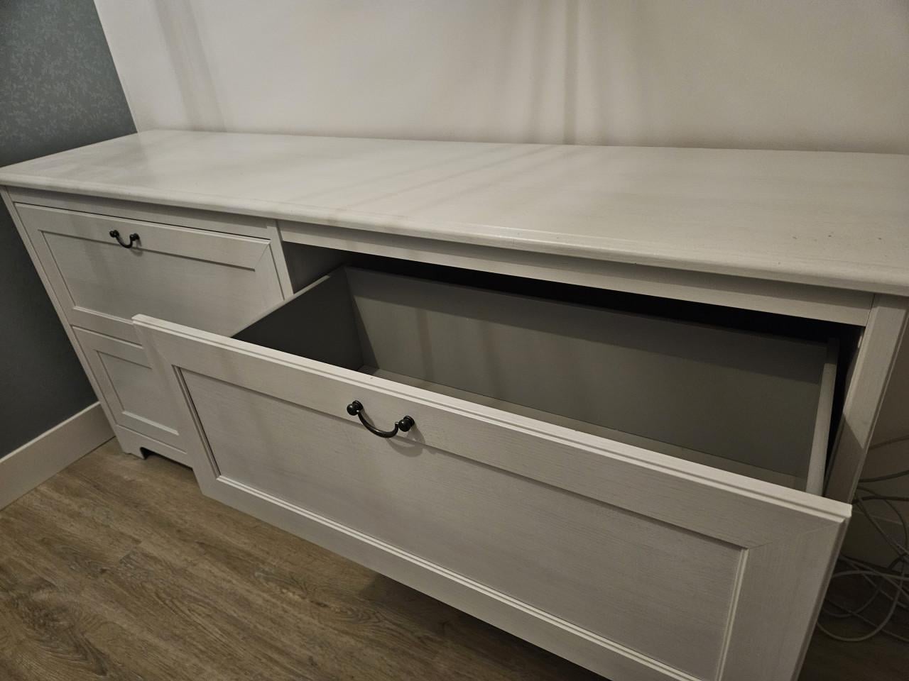 Dressoir (Ikea)