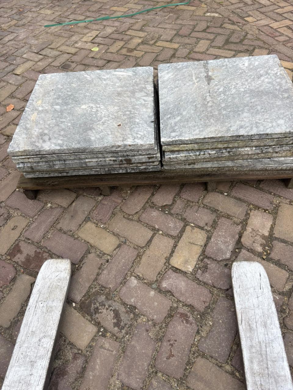Restpartij tegels 60x60x3 turks marmer