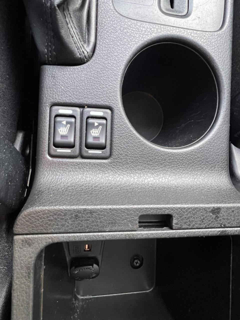 Subaru Forester 2.0 xs 40 year edition, panodak, trekhaak enz...