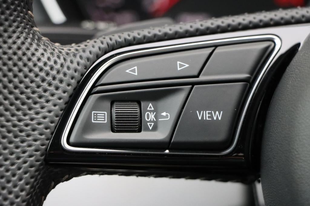 Audi A4 avant 40 tfsi s edition 190pk s tronic
