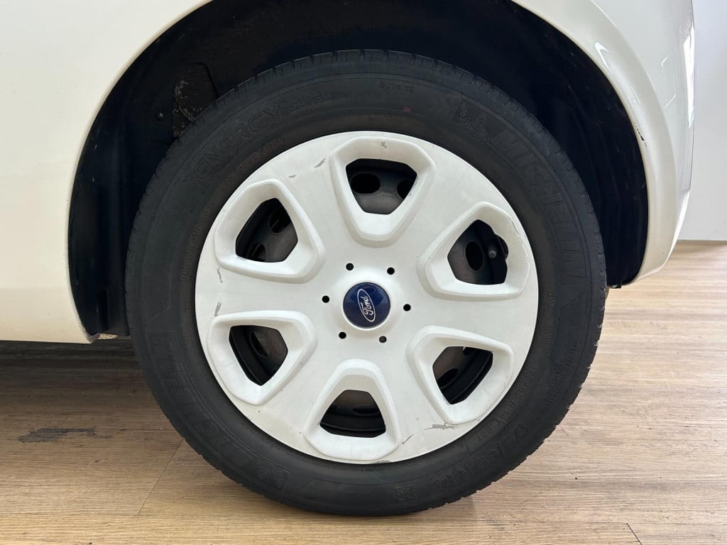 Ford KA occasion 1.2 cool & sound start/stop met airco en aux| tweedehands 