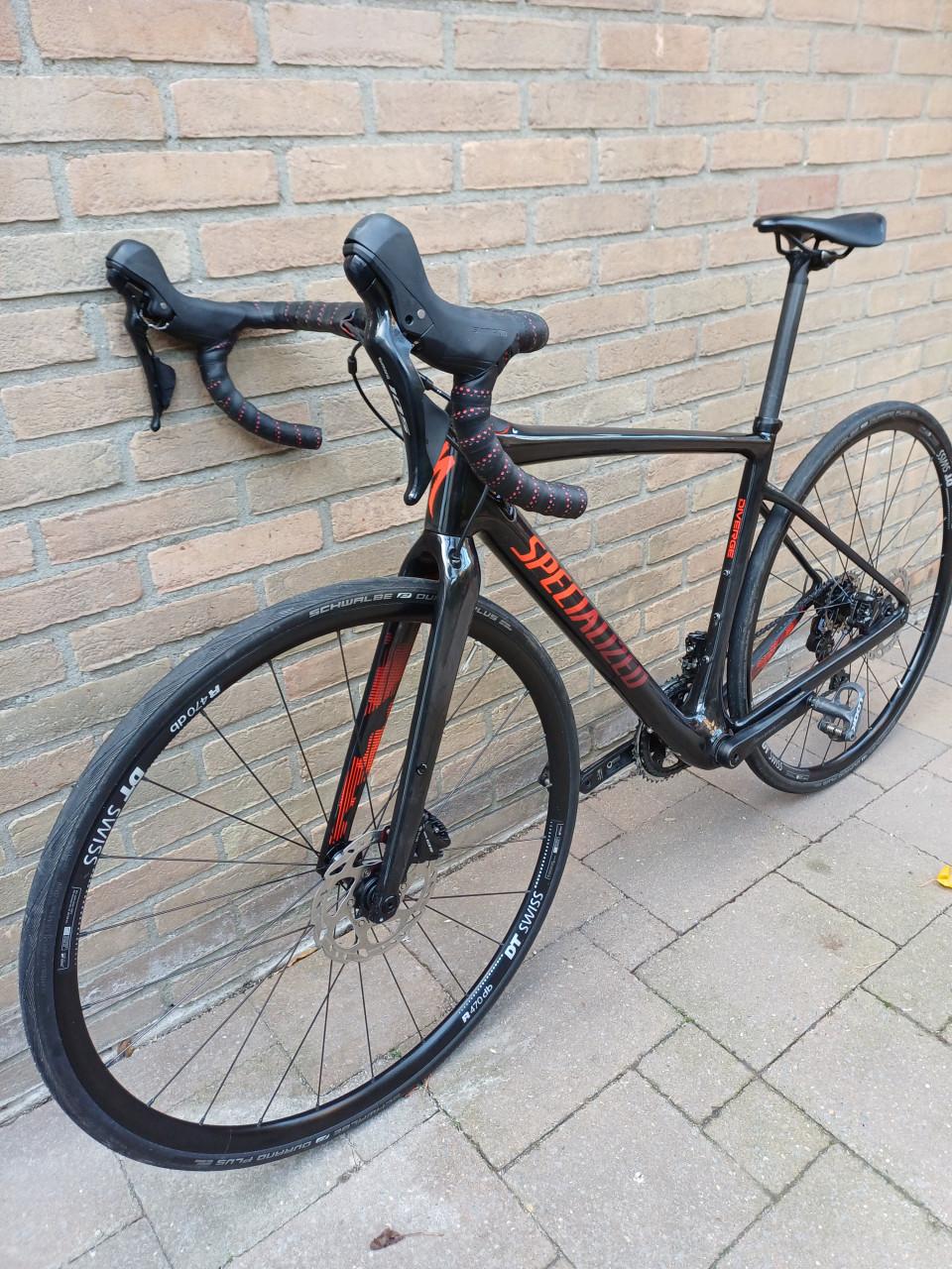 Racefiets Specialized Diverse (gravel fiets)