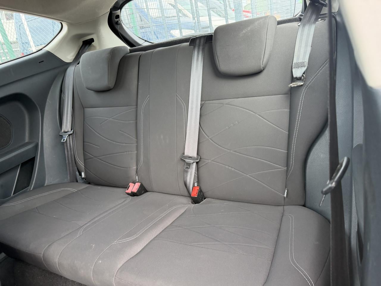 Ford Fiesta 1.25 52KW Limited 3DRS 2009 Zilver Airco Apk Nap