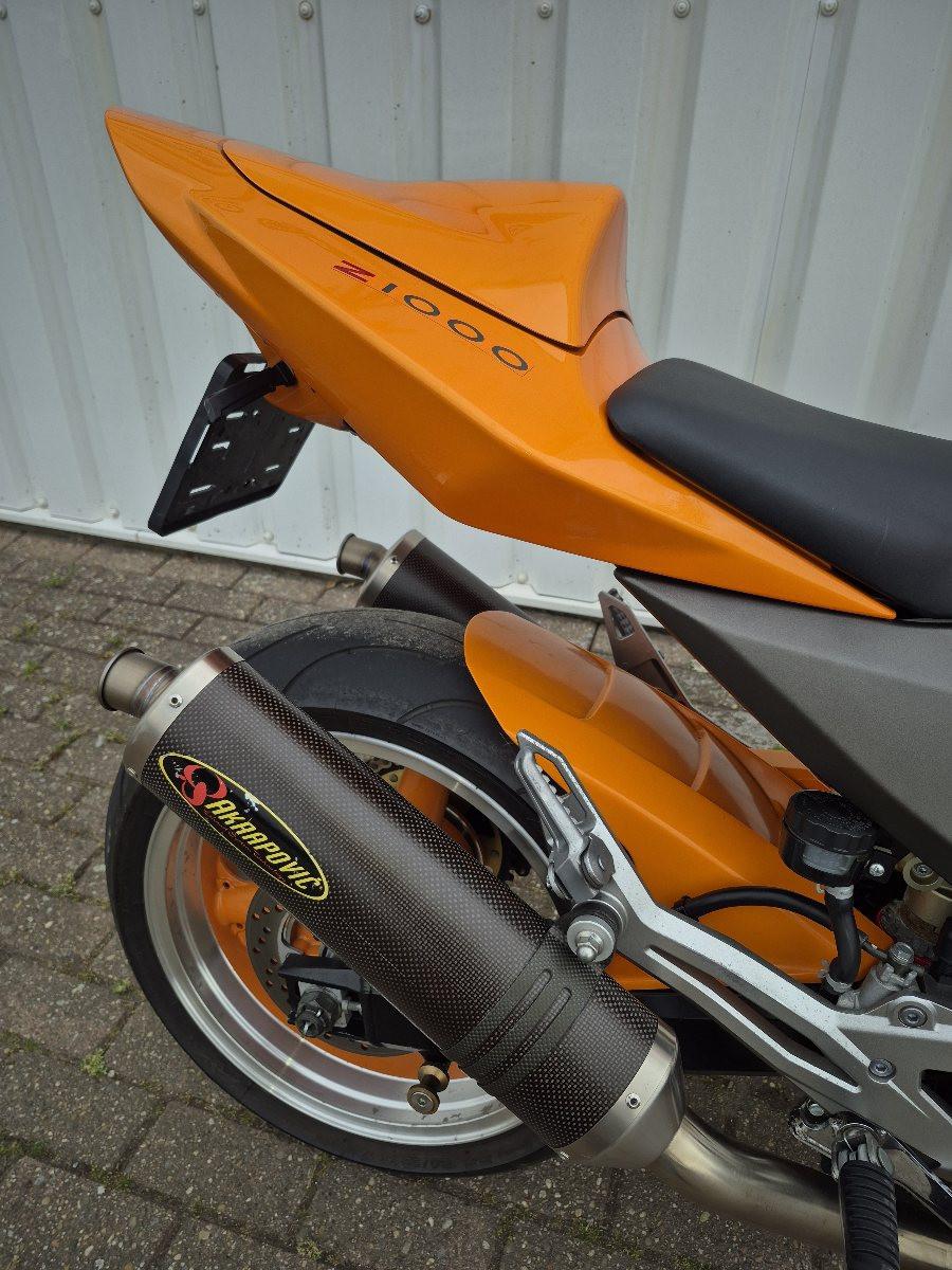 Kawasaki Z1000 Akrapovic