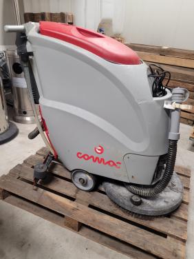Conac L20b schrobzuigmachine