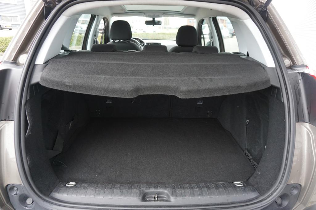 Peugeot 2008 1.2 puretech active airco / navi / cruise / pano / carplay / p