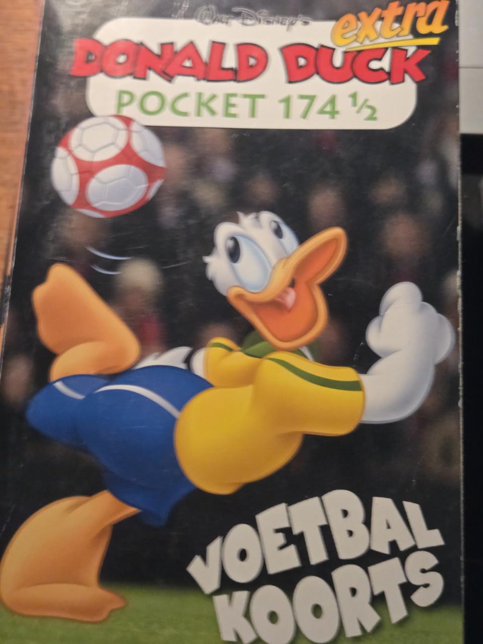 Donald Duck Pockets 12 stuks.  In nette gelezen staat.