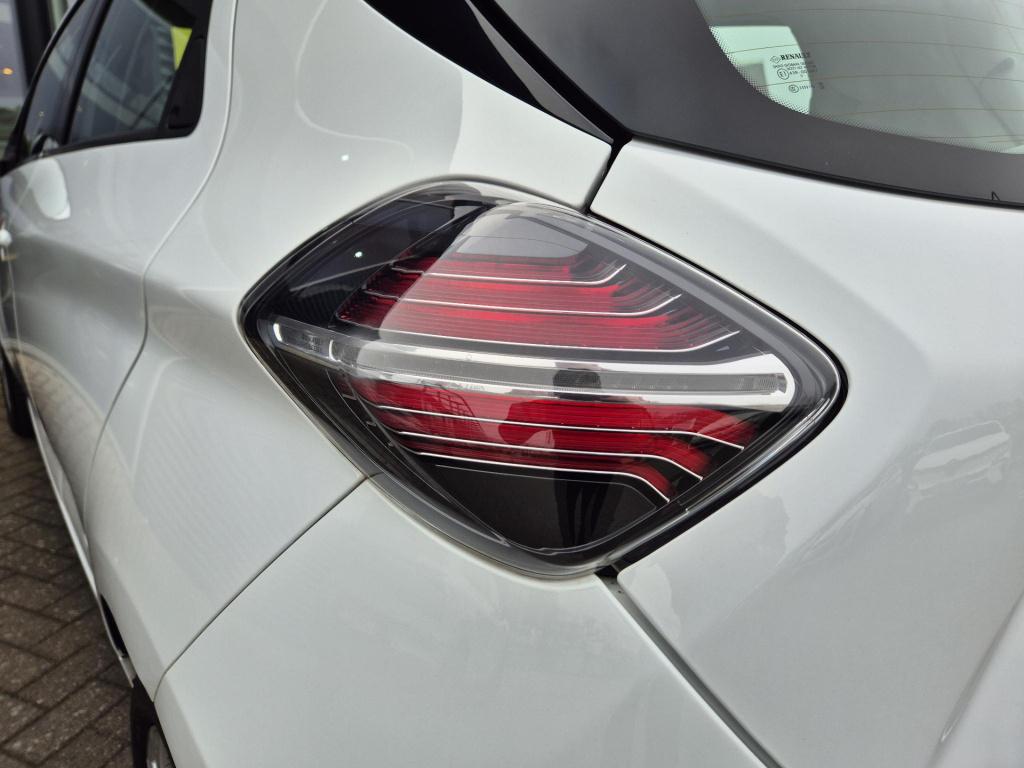 Renault Zoe r110 life 52 kwh koop accu, soh 93%, camera, all season banden,