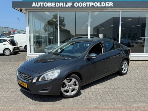 Volvo S60 2.0t intro edition