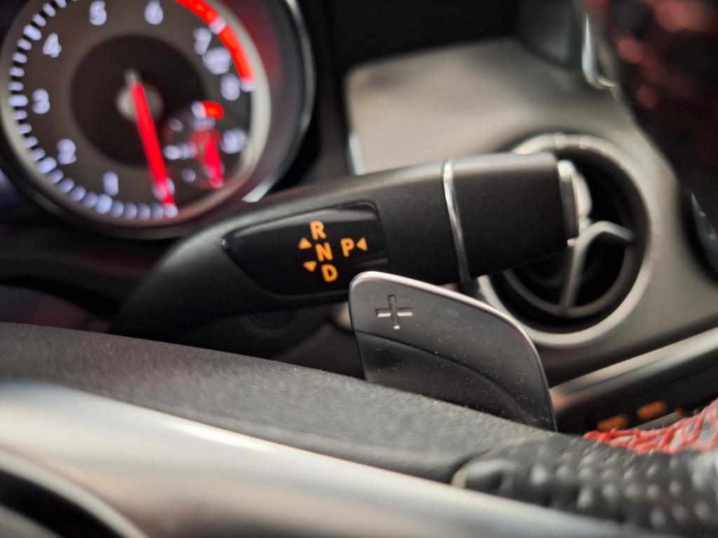 Mercedes-Benz Cla 180 ambition | amg