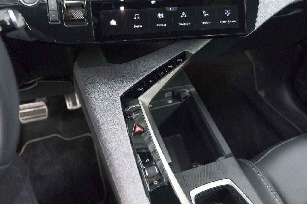Peugeot 5008 1.2 hybrid 145 gt 7p | adaptieve cruise control | camera | ele