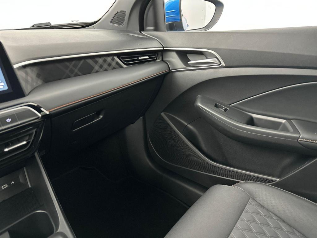 MG Mg3 1.5 hybrid+ luxury | luxury | leder bekleding | 360 camera | stoel e