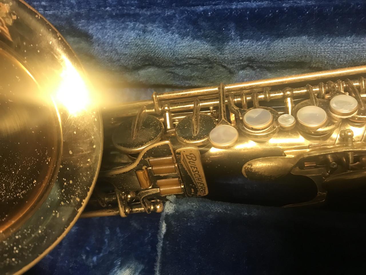 BUESCHER ARISTOCRAT altsaxofoon
