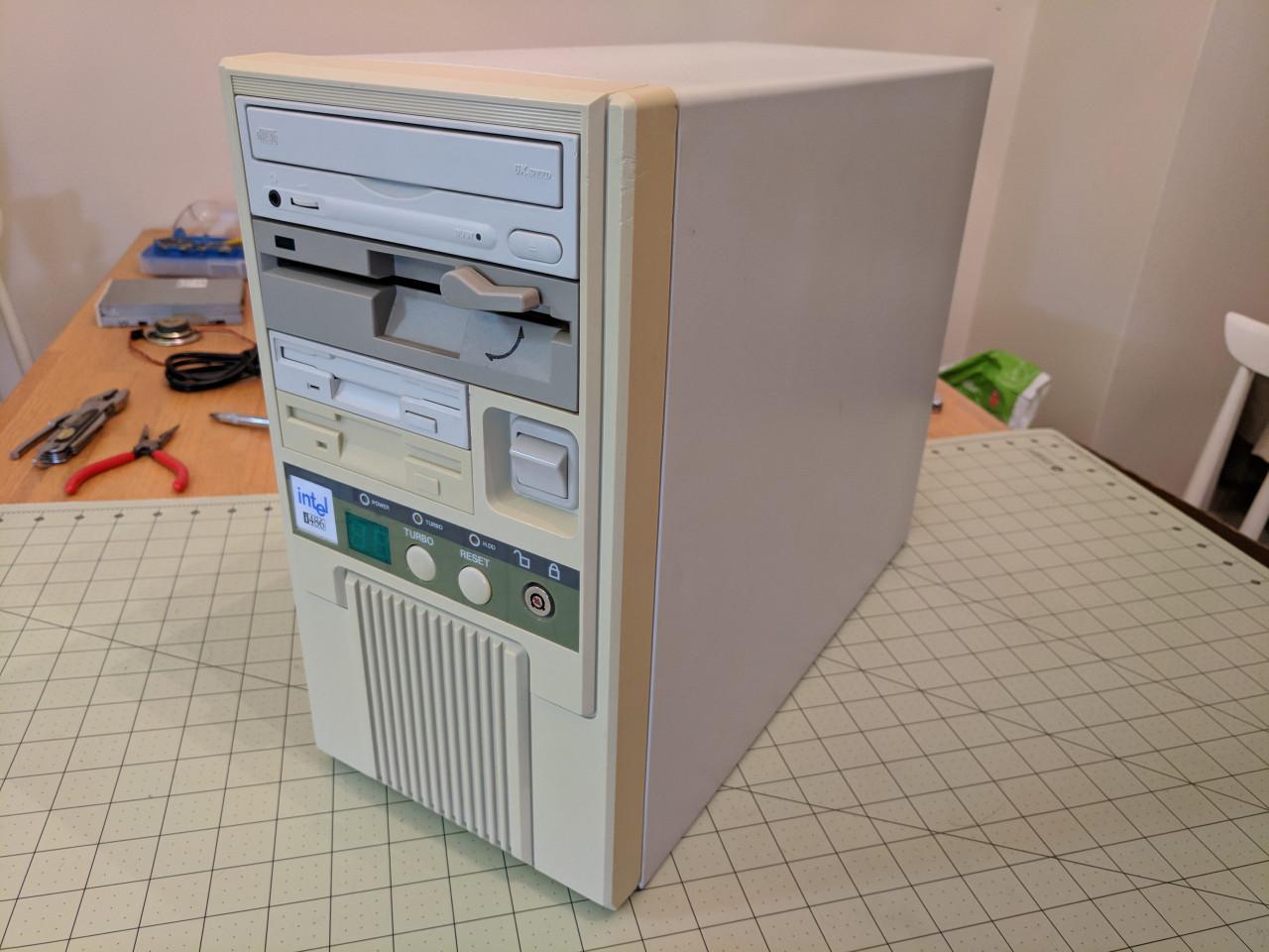 GEZOCHT: oude computer / oude hardware