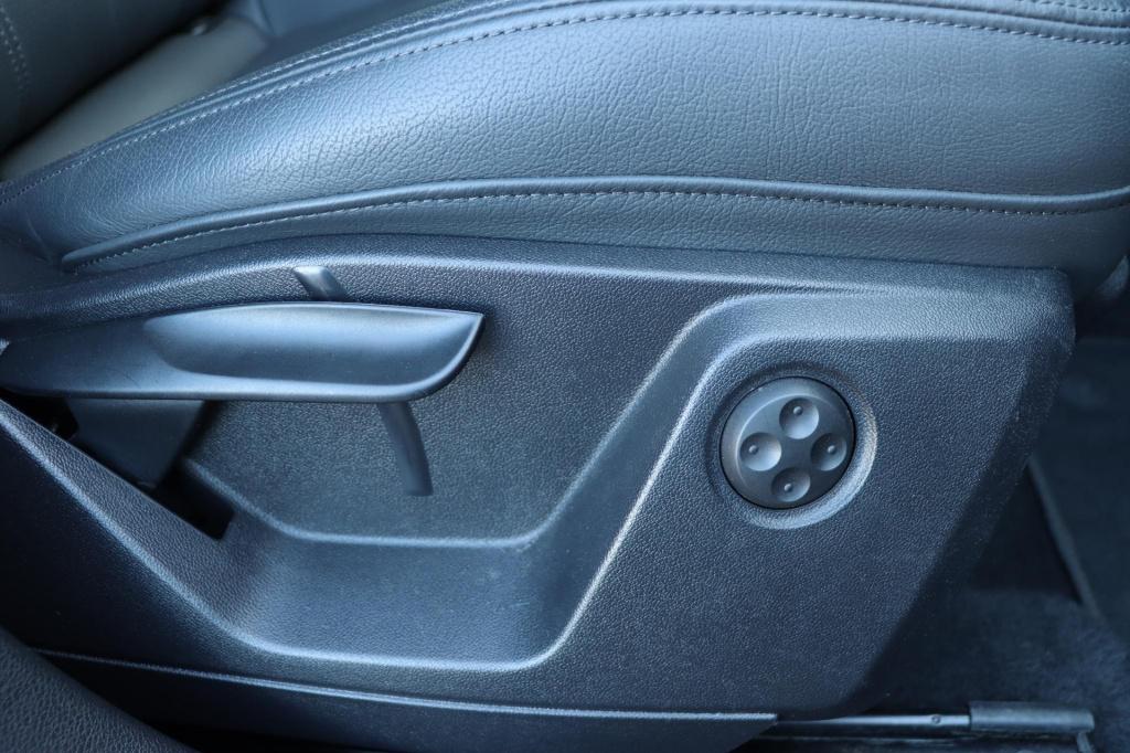 Audi Q2 35 tfsi advanced edition 150pk | camera | stoelverwarming | navi