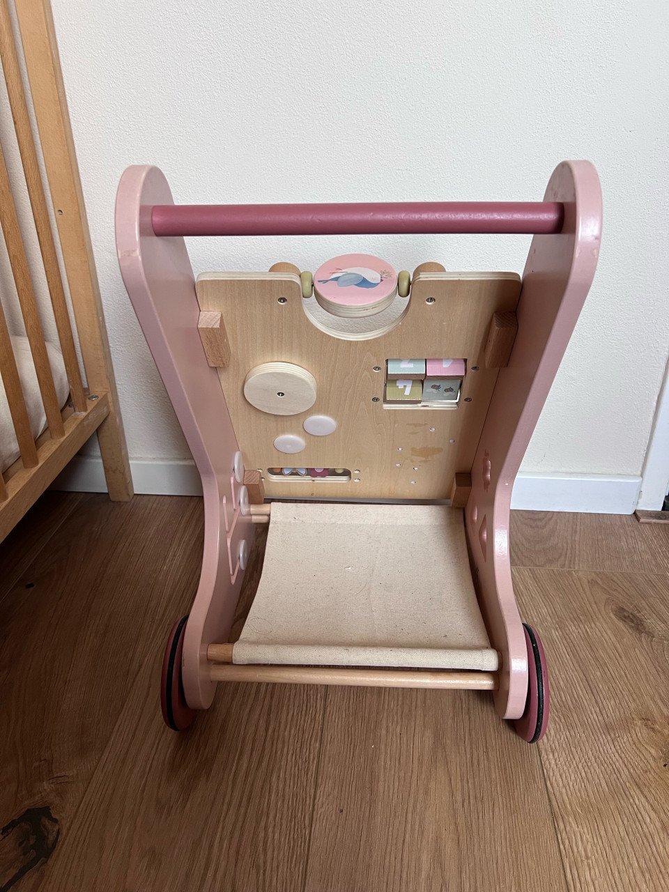 Roze little dutch loopwagen
