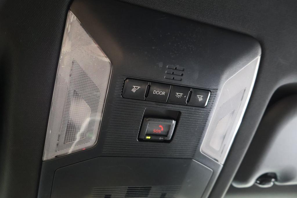Toyota Rav4 2.5 hybrid awd bi-tone | jbl