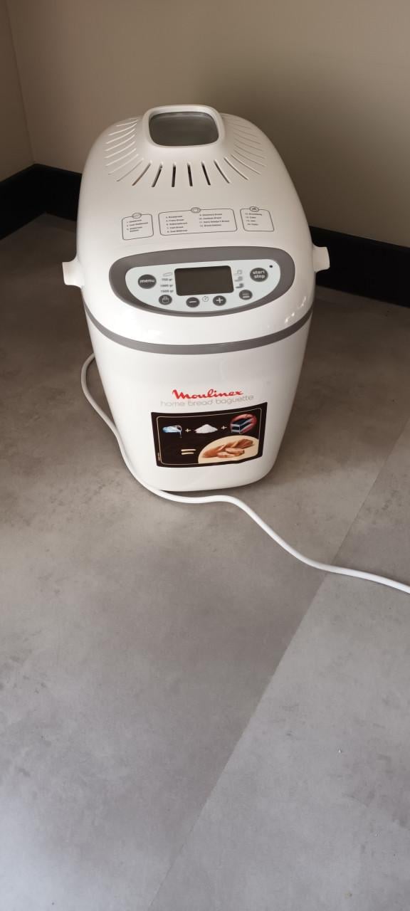 Broodbakmachine wit moulinex