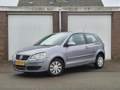Volkswagen Polo 1.4-16v comfortline / cruisecontrol