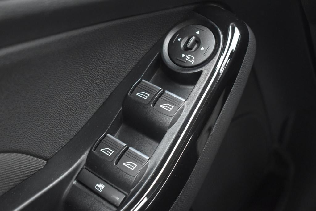 Ford Fiesta 1.0 ecoboost titanium | climate control | cruise control | trek