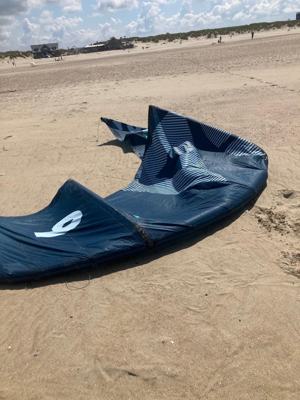 Gaastra Pure kite 9 m2 (2 jaar oud) en X6 bar (1 jaar oud)