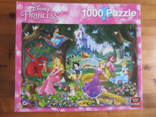 Leuke volledige puzzel van Disney van 1000 stukjes, zo goed als nieuw