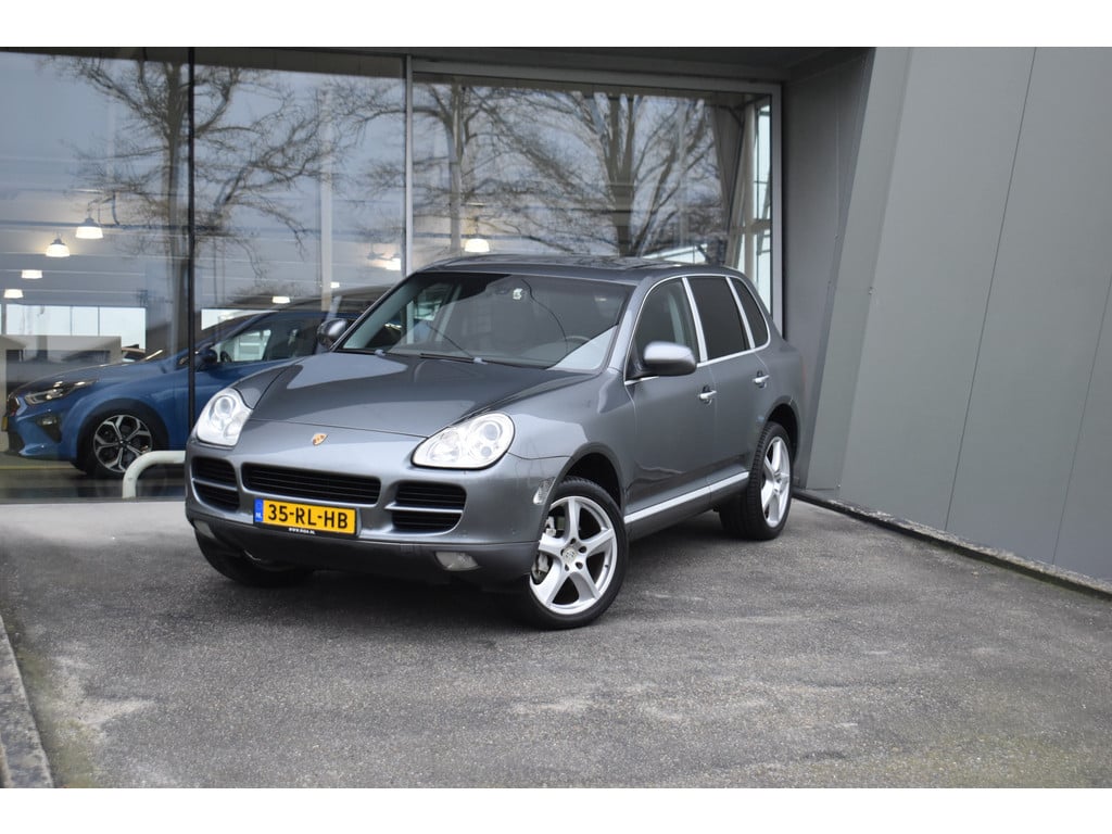 Porsche Cayenne 4.5 s