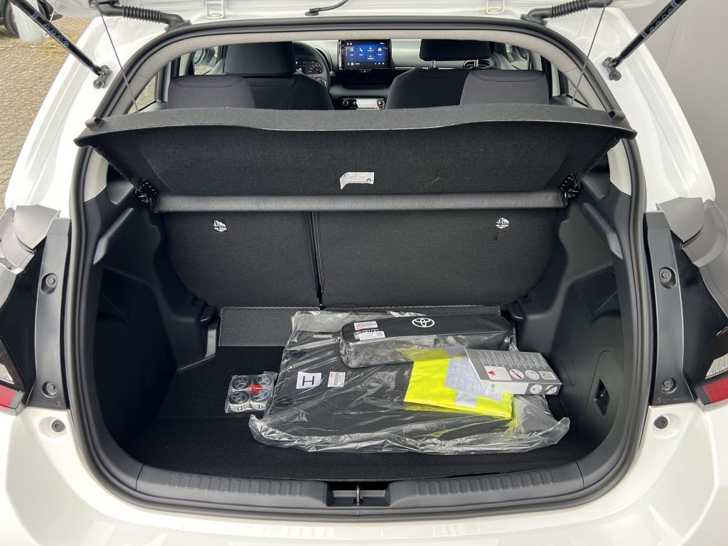Toyota Yaris hybrid 115 active | actie prijs | nieuwe auto |