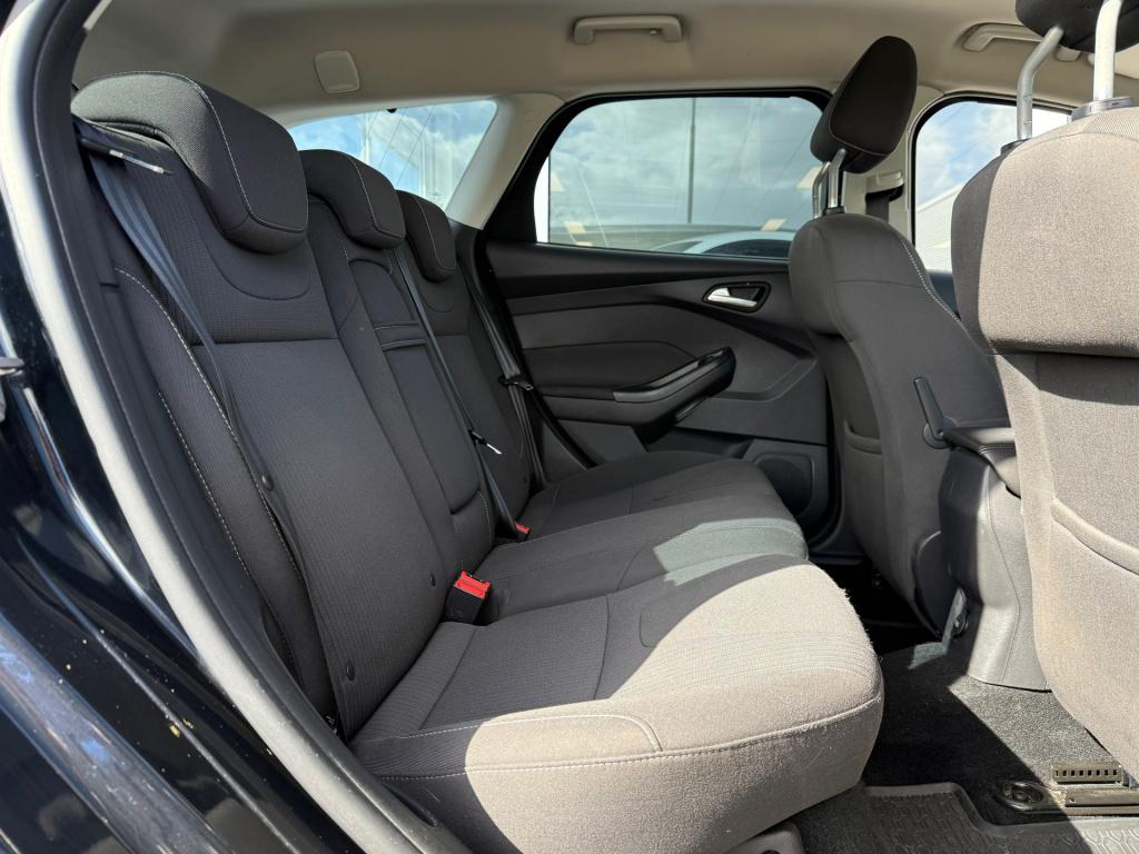 Ford Focus wagon 1.0 ecoboost titanium