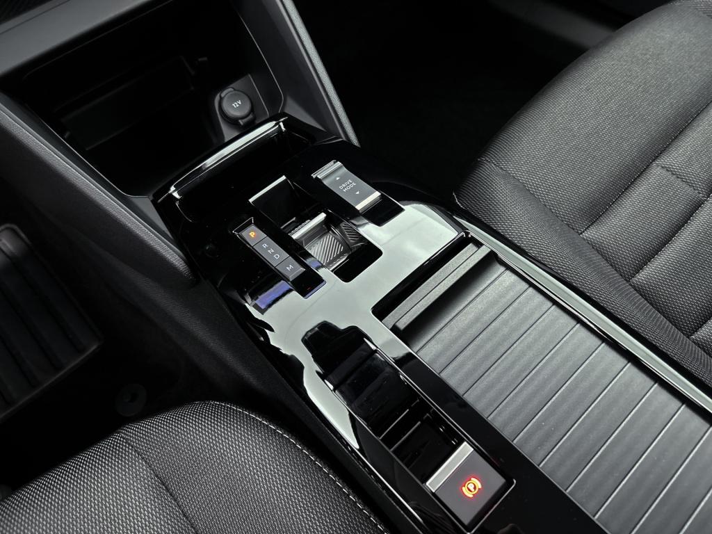 Citroen C4 hybrid 145pk automaat business private lease € 489,- pm - 48mnd 