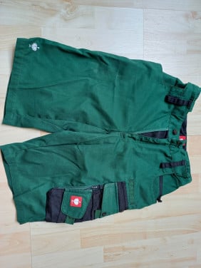 Korte werkbroek, maat 42